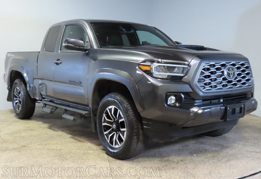 2022 Toyota Tacoma - Image 3