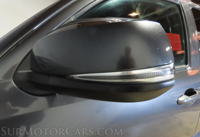 2022 Toyota Tacoma - Image 18