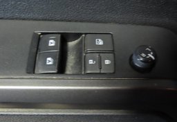 2022 Toyota Tacoma - Image 43