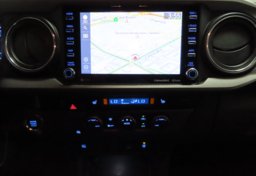 2022 Toyota Tacoma - Image 44