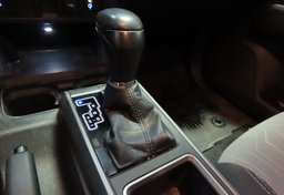 2022 Toyota Tacoma - Image 48