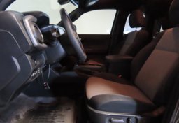 2022 Toyota Tacoma - Image 30