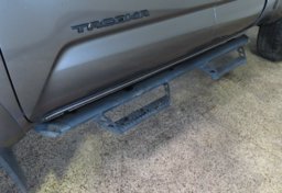 2022 Toyota Tacoma - Image 19