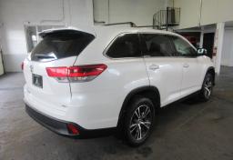 Thumbnail of 2019 Toyota Highlander