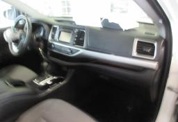 Thumbnail of 2019 Toyota Highlander