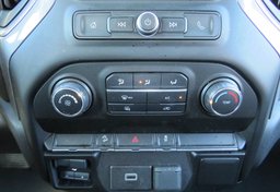 2019 Chevrolet Silverado 1500 - Image 37