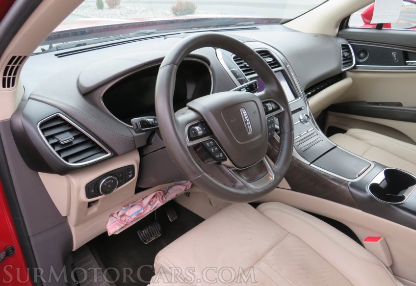 2020 Lincoln Nautilus - Image 19