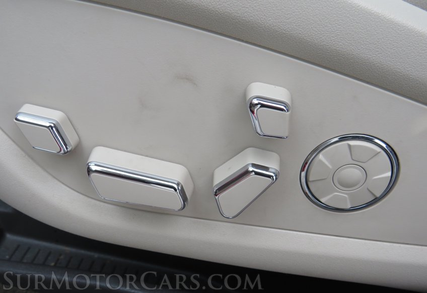 2020 Lincoln Nautilus - Image 42