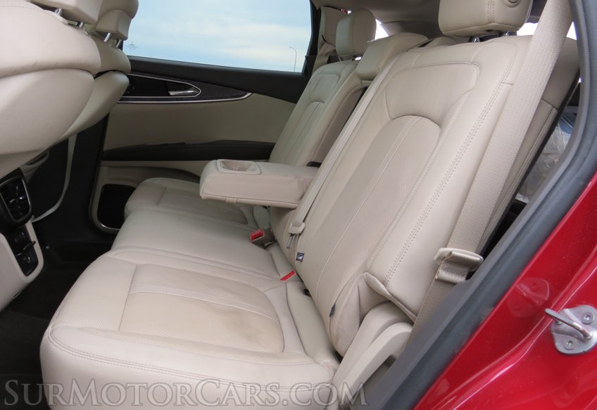 2020 Lincoln Nautilus - Image 22