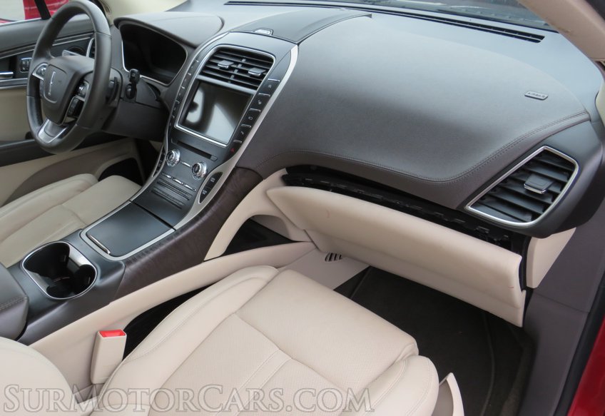 2020 Lincoln Nautilus - Image 21