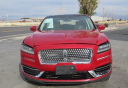 2020 Lincoln Nautilus - Image 11