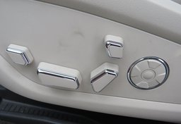 2020 Lincoln Nautilus - Image 42