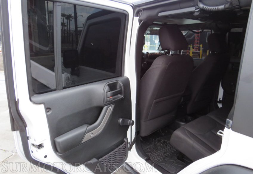 2017 Jeep Wrangler Unlimited - Image 20