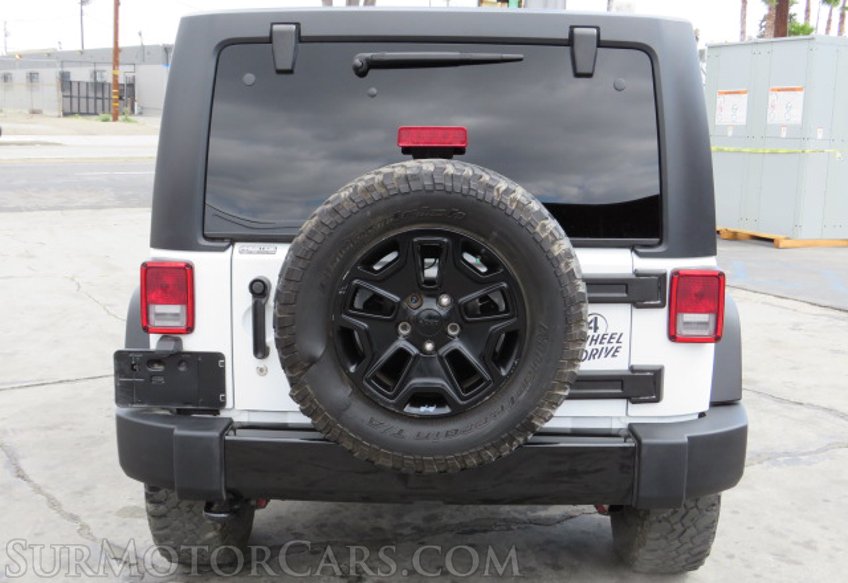2017 Jeep Wrangler Unlimited - Image 10