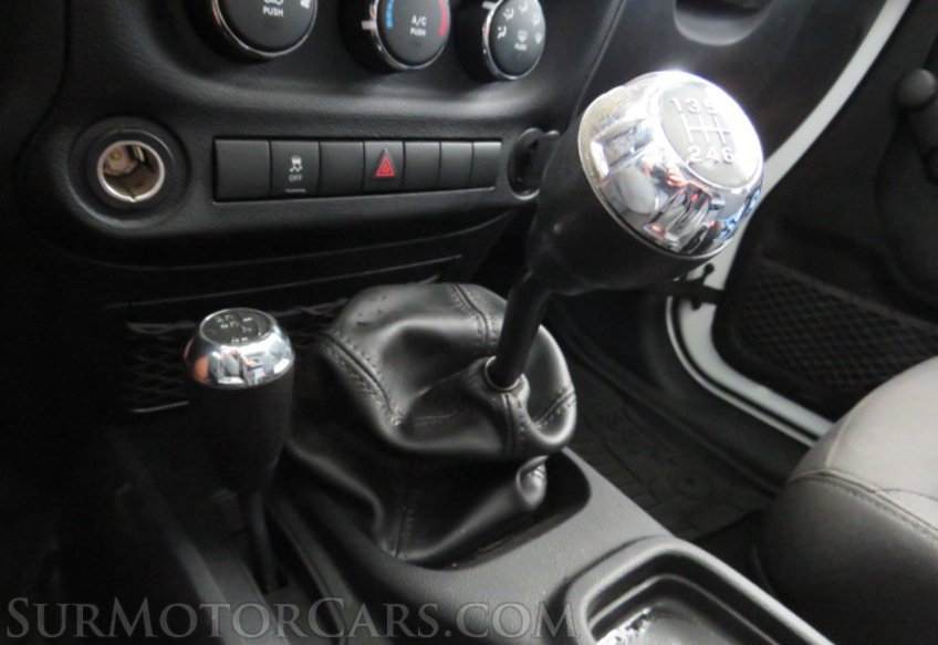 2017 Jeep Wrangler Unlimited - Image 36