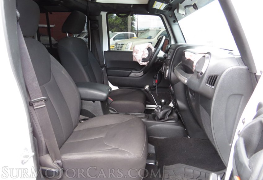 2017 Jeep Wrangler Unlimited - Image 23
