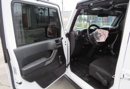 2017 Jeep Wrangler Unlimited - Image 18