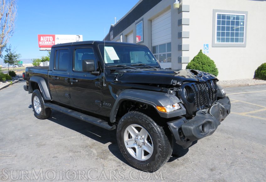 2020 Jeep Gladiator - Image 3