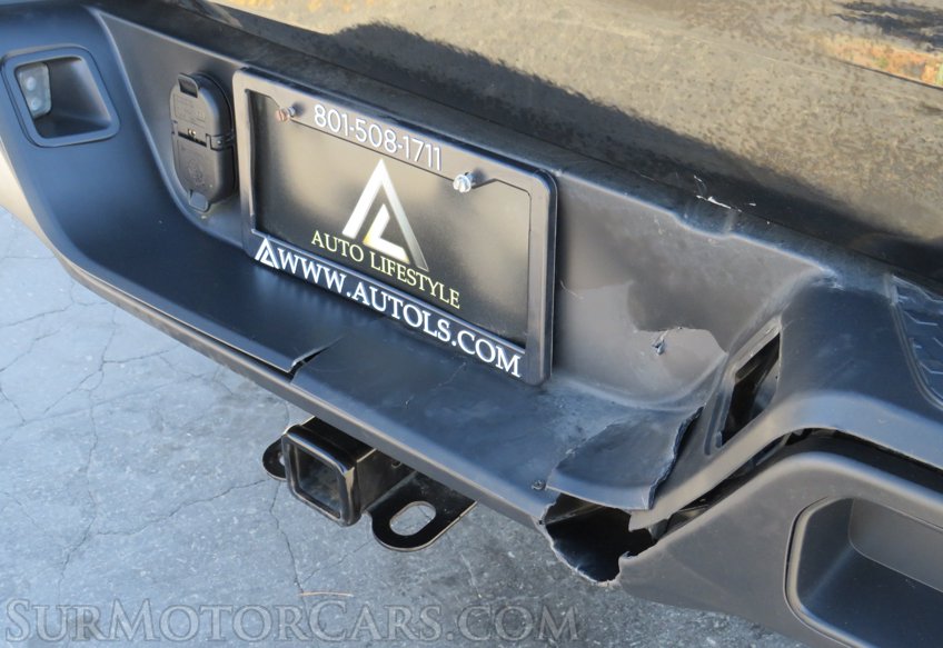 2020 Jeep Gladiator - Image 19