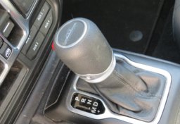 2020 Jeep Gladiator - Image 39