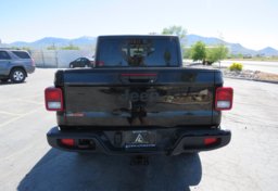 2020 Jeep Gladiator - Image 10