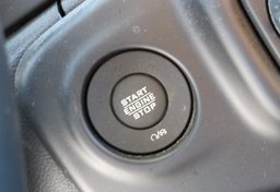 2020 Jeep Gladiator - Image 38