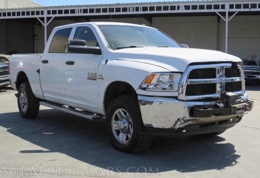 2017 Ram 2500 - Image 4