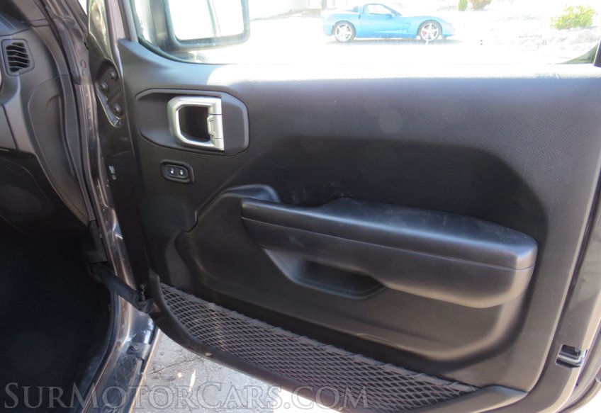 2020 Jeep Gladiator - Image 55