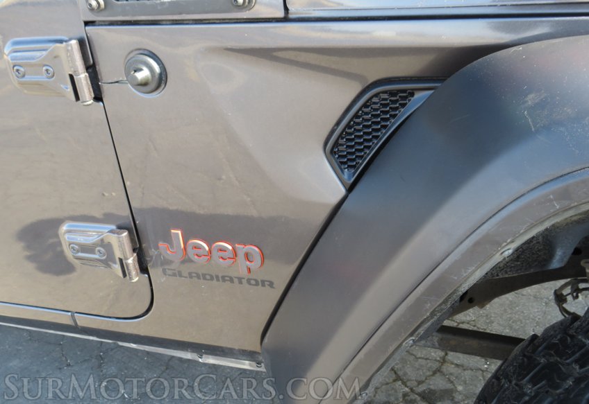 2020 Jeep Gladiator - Image 28