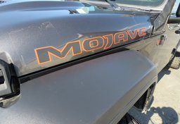 2020 Jeep Gladiator - Image 15