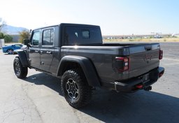 2020 Jeep Gladiator - Image 5