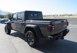 2020 Jeep Gladiator - Image 8