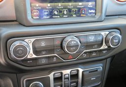 2020 Jeep Gladiator - Image 49