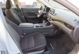 2021 Nissan Sentra - Image 24