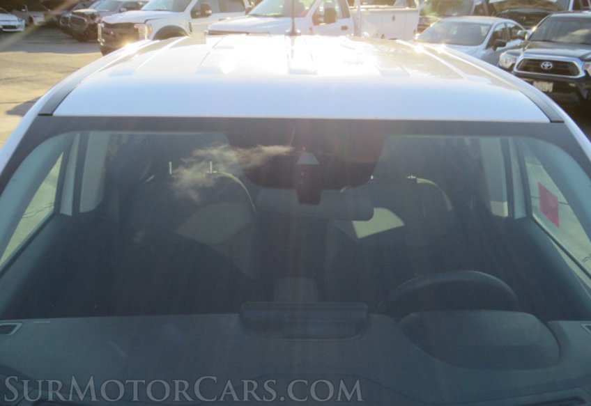 2022 Ford Maverick - Image 13