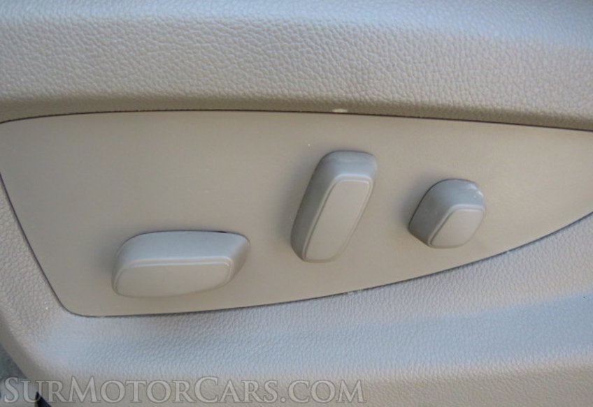 2019 GMC Yukon XL - Image 41