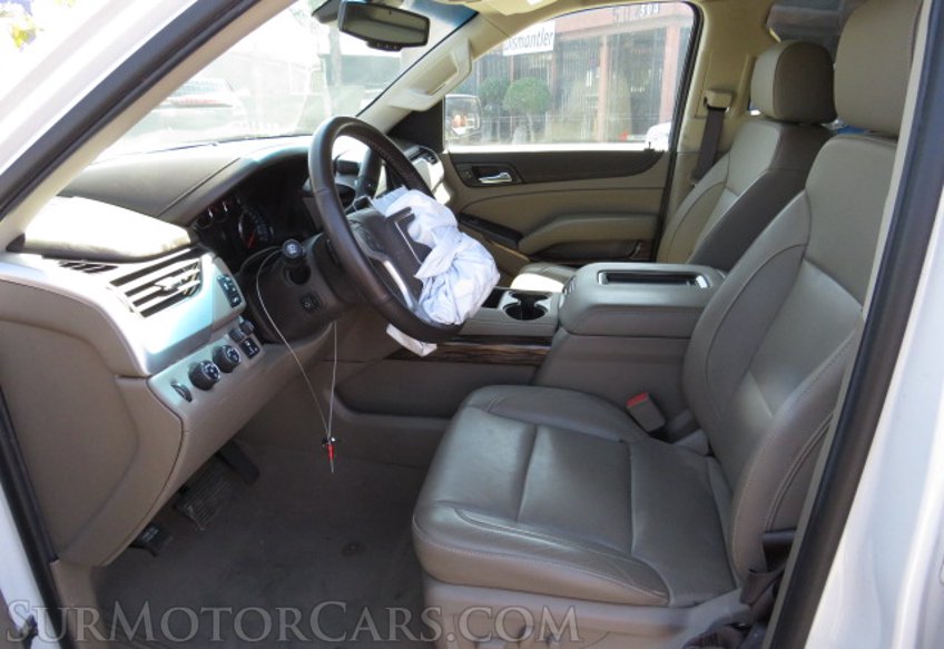2019 GMC Yukon XL - Image 28