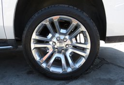 2019 GMC Yukon XL - Image 16