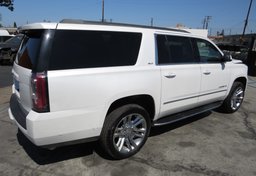 2019 GMC Yukon XL - Image 5