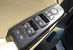 2019 GMC Yukon XL - Image 43