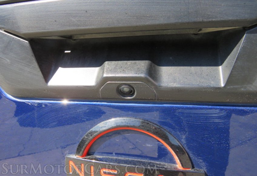 2023 Nissan Frontier - Image 16