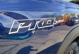 2023 Nissan Frontier - Image 18