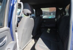 2023 Nissan Frontier - Image 30