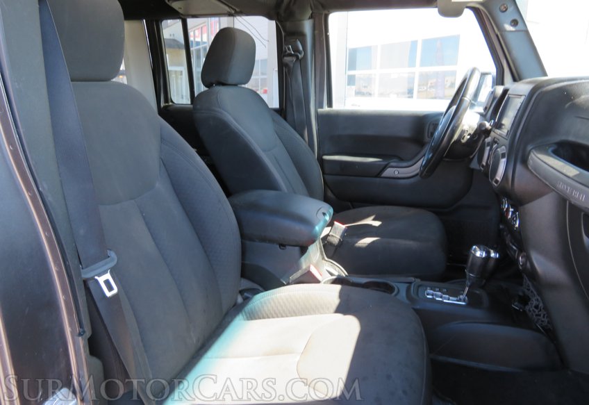 2016 Jeep Wrangler Unlimited - Image 25