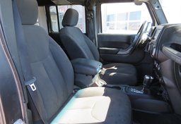 2016 Jeep Wrangler Unlimited - Image 25