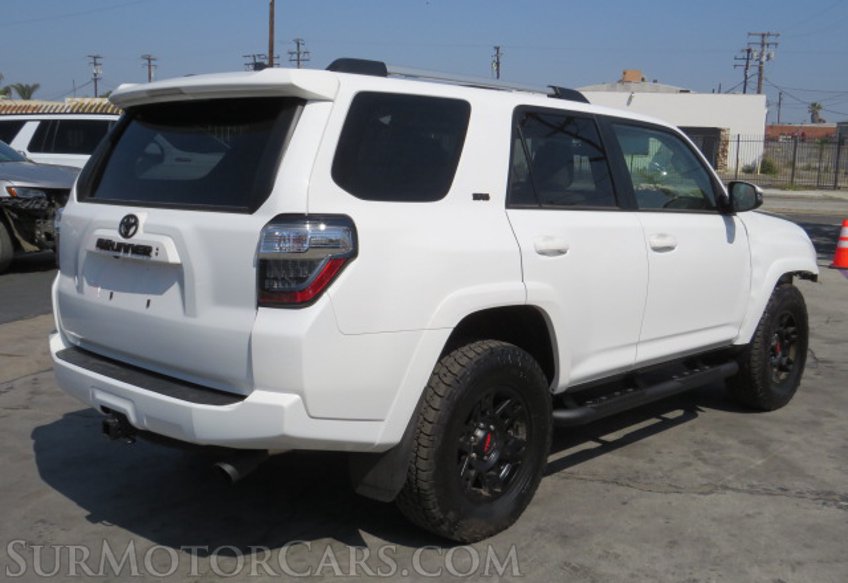 2023 Toyota 4Runner - Image 8