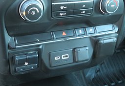 2021 Chevrolet Silverado 3500HD - Image 38