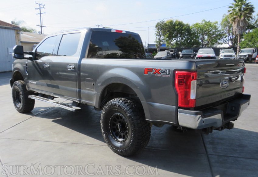 2017 Ford Super Duty F-250 SRW - Image 4