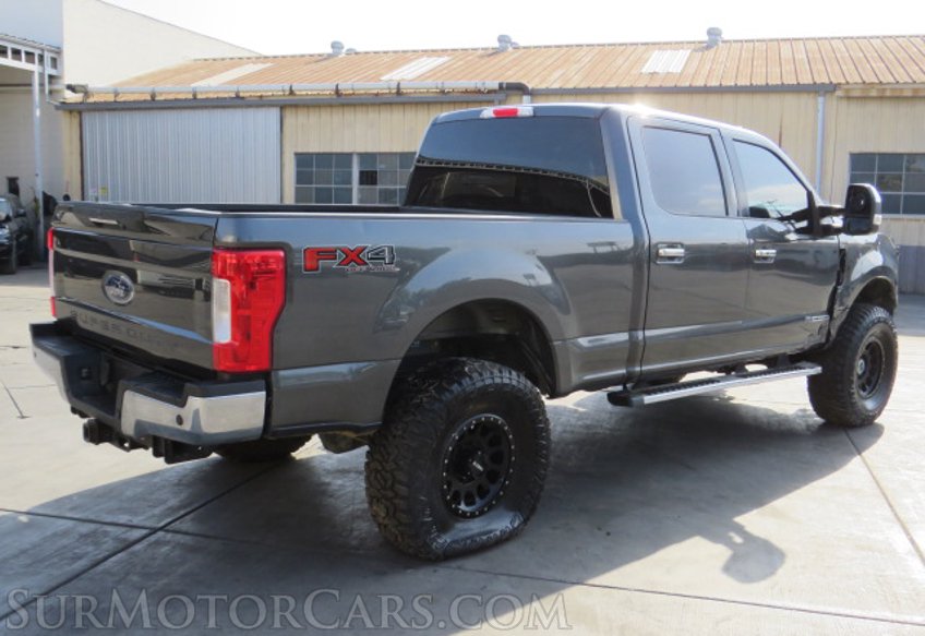 2017 Ford Super Duty F-250 SRW - Image 6