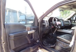 2017 Ford Super Duty F-250 SRW - Image 64